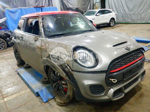 Купить MINI John Cooper Works