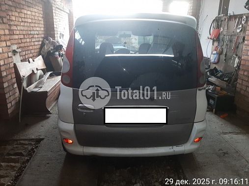 Купить Toyota Funcargo