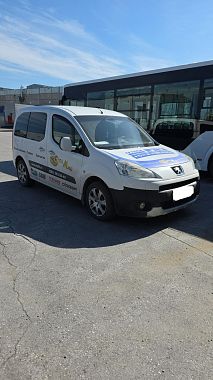 Купить Peugeot Partner