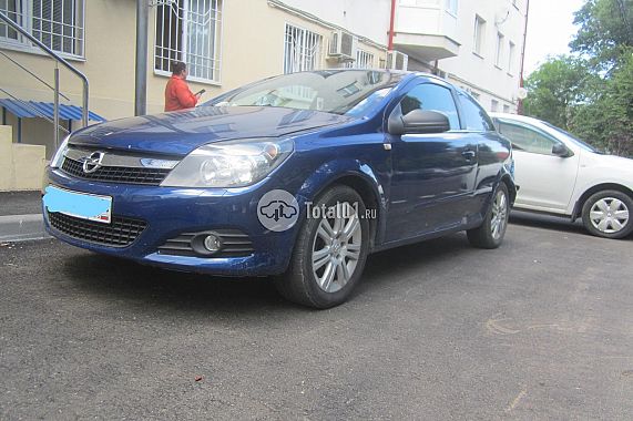 Купить Opel Astra GTC