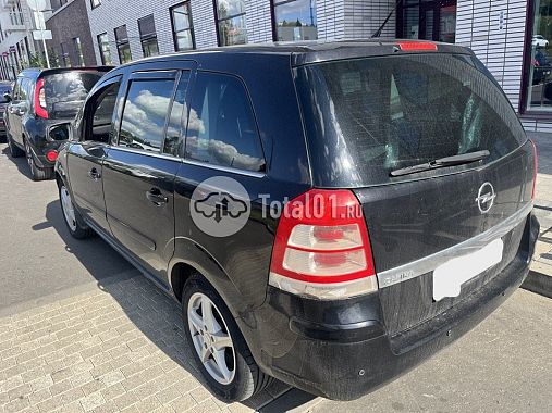 Купить Opel Zafira