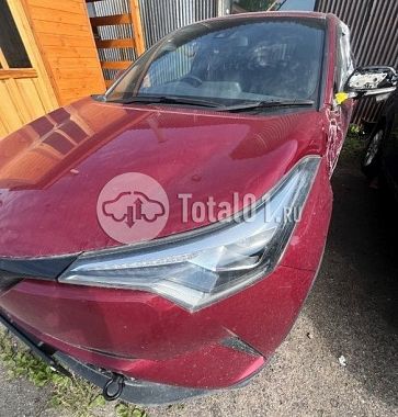 Купить Toyota C-HR