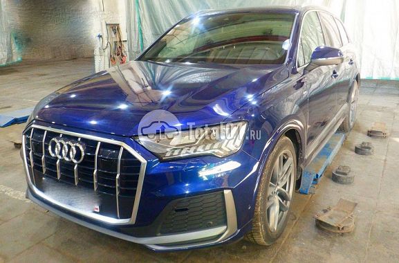 Купить Audi Q7