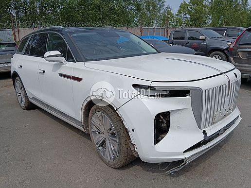Hongqi E-HS9