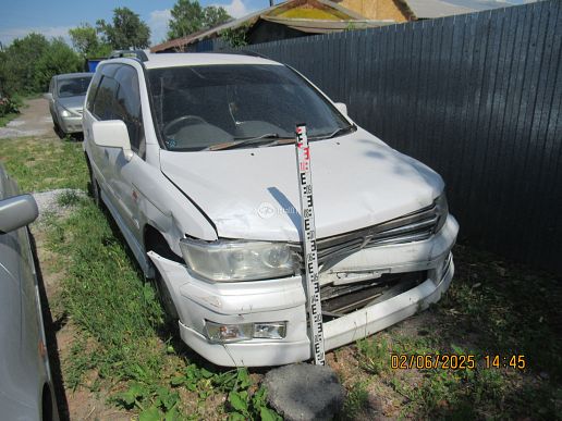 Mitsubishi Chariot Grandis