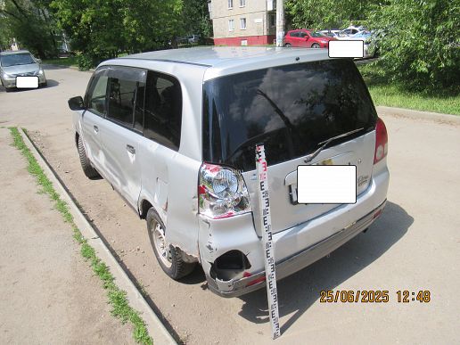 Mitsubishi Dion