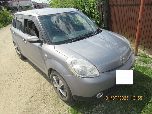 Mazda Verisa