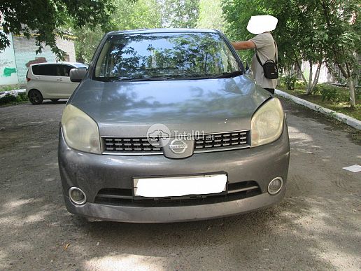 Nissan Lafesta