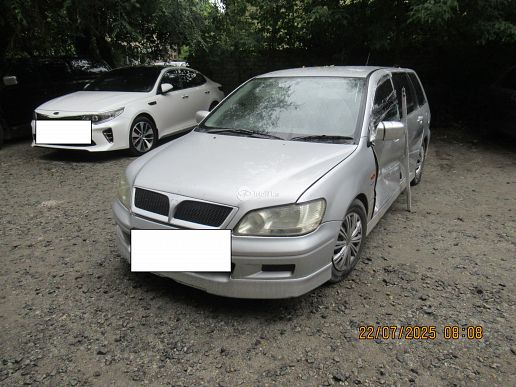 Mitsubishi Lancer Cedia