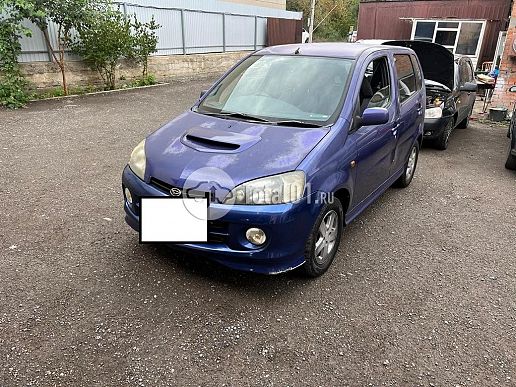 Daihatsu YRV