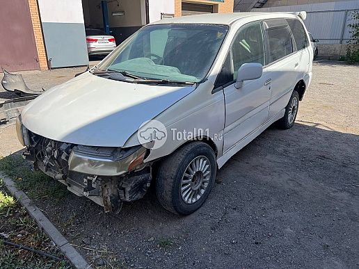 Nissan Bassara