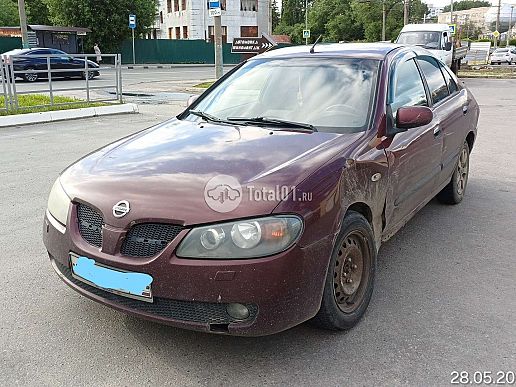 Nissan Almera