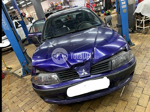 Mitsubishi Carisma