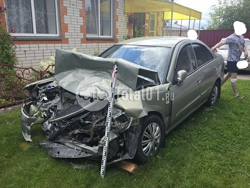 Nissan Almera