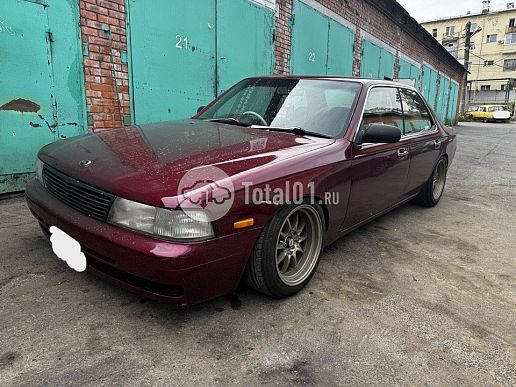 Nissan Laurel