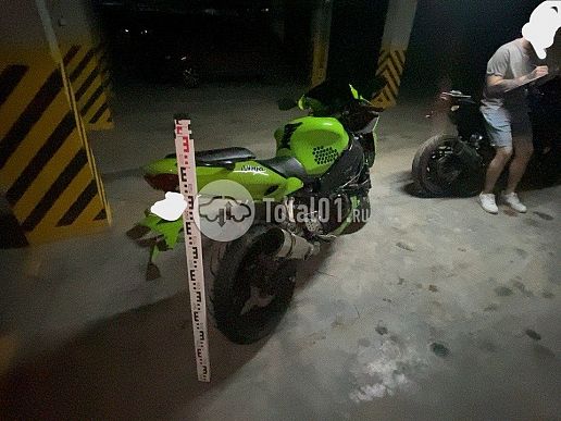Kawasaki ZX-9R