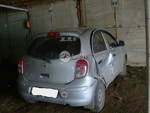 Nissan March