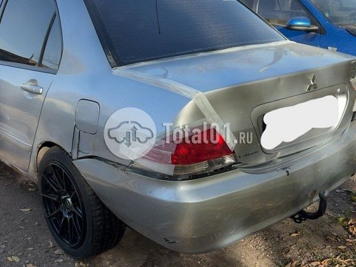 Mitsubishi Lancer